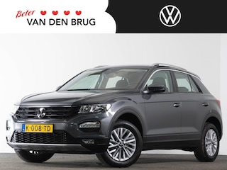 Volkswagen T-Roc 1.5 TSI 150 pk AUTOMAAT | Adaptieve cruise | Trekhaak | Camera | Navigatie | Elektr. achterklep |