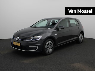 Volkswagen Golf E-DITION AUTOMAAT | ADAPTIEVE CRUISE | NAVIGATIE | PDC | CLIMA | APPLE CARPLAY | LMV | 12 MAANDEN BOVAG GARANTIE |