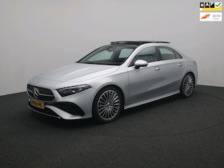 Mercedes-Benz A-klasse 180 Star Edition AMG Line Plus | Pano | 19 inch