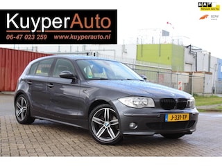 BMW 118i automaat CLIMA VERWARMBARE VOOR STOELEN NW APK PARKEERSENSOREN