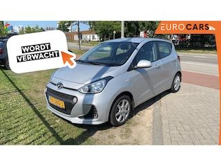 Hyundai i10 1.0i Comfort Airco Cruise control Navigatie Lichtmetalen velgen Radio Apple Carplay/ Android auto