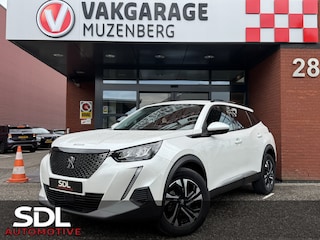 Peugeot 2008 1.2 PureTech Allure // NAVI // CLIMA // CRUISE // CAMERA // APPLE CARPLAY / ANDROID AUTO //