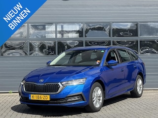 Skoda Octavia COMBI 1.0 TSI BUSINESS EDITION I TREKHAAK I ADAPTIVE CRUISE CONTROL I CARPLAY I NAVIGATIE