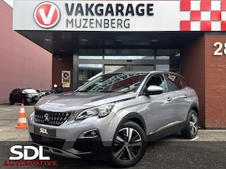 Peugeot 3008 1.2 PureTech Allure // NAVI // CAMERA // CRUISE // APPLE CARPLAY / ANDROID AUTO // PDC //