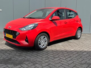 Hyundai i10 1.0 66pk Comfort | Nieuw model | Airco | Carplay Navigatie | Elektrische ramen | Boordcomputer | Armsteun | Elektrische spiegels | 1e eigenaar