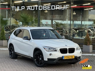 BMW X1 sDrive20i High Executive Automaat 2014 Leder stof Navi