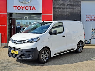 Toyota Proace 1.6 D-4D 95PK COOL COMFORT 3-PERS AIRCO TREKHAAK LM-VELGEN LAADRUIMTE-BETIMMERD CRUISE NL-AUTO