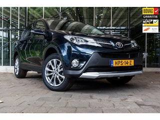 Toyota RAV4 2.0 Style 4WD Automaat / Climate / Leder / Trekhaak / Rijklaarprijs / 12mnd Bovag garantie!