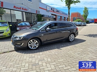 Opel Astra SPORTS TOURER 1.4 Turbo Business +