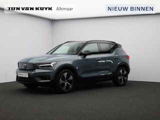 Volvo XC40 Recharge Pro / Trekhaak / Adapt. Cruise Control / Pano. Dak / Stoel- + Stuurwielverwarming / Elek. verstelbare stoelen / BLIS / Harman Kardon