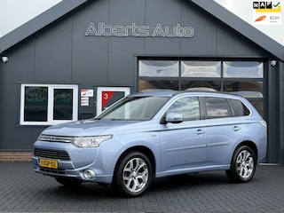 Mitsubishi Outlander 2.0 PHEV 4x4 Executive Edition | LEDER | NAVI | CAMERA |