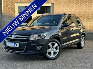 Volkswagen Tiguan 1.4 TSI 150PK Aut. Lounge Trekhaak Navi Camera O.H.