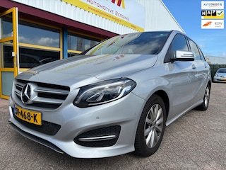 Mercedes-Benz B-klasse 180 AUTOMAAT NAVI APK T/M 21-6-26
