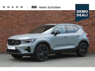 Volvo XC40 2.0 B4 Plus Black Edition Panoramadak | 20 inch lichtmetalen velgen | Harman Kardon | Demo | Stoel- / stuurwielverwarming | 360 graden camera