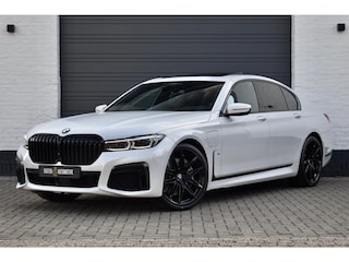 BMW 745e High Executive M-Sport | Schuifdak | Laser | HUD |