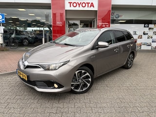 Toyota Auris Touring Sports 1.8 Hybrid Dynamic | 17" lichtmetalen velgen | Stoelverwarming |