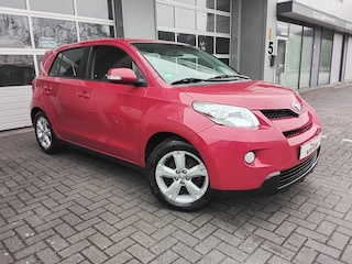 Toyota Urban Cruiser 1.3 VVT-i Dynamic