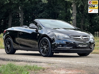 Opel Cascada 1.6 Turbo Innovation | 200pk | Leder | Clima | Stoelventilatie | Navi | Xenon | Cruise | Stuurwiel verw. | Metalic |