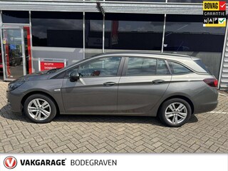 Opel Astra Sports Tourer 1.2 Business Edition