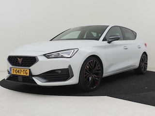 Cupra Leon 2.0 TSI 300pk 7-DSG Performance | Dodehoek detectie | App connect | Navigatie | Camera achter | 19"LMV