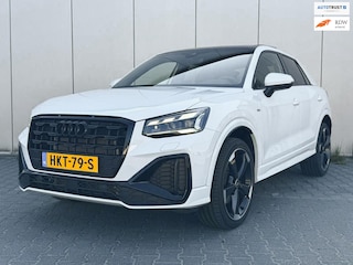 Audi Q2 35 TFSI S Line Automaat / Pano / LED / Keyless / Carplay / Camera