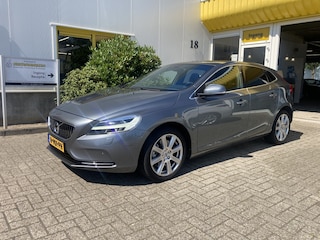 Volvo V40 2.0 D2 Inscription Panoramadak Nieuwe D-riem