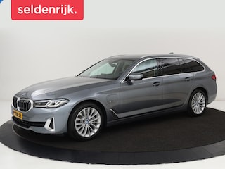 BMW 520e Business Edition Plus | Adaptive cruise | 360 Camera | Luxury Line | Trekhaak | Laserlight | Leder | Stoelverwarming | Live Cockpit | Navigatie | Keyless