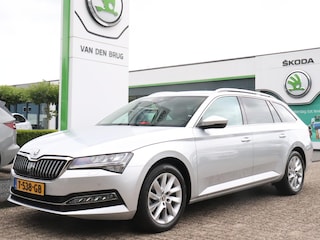 Skoda Superb Combi 1.5 TSI ACT Business Edition Plus | Trekhaak | Achteruitrijcamera | Stoelverwarming | Elek. verstelbare bestuurdersstoel | Keyless |