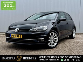 Volkswagen Golf 1.0 TSI Highline zwart