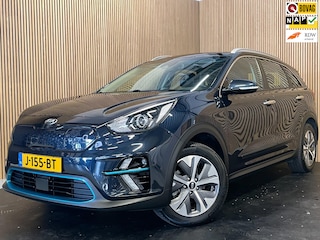 Kia Niro DynamicLine 64 kWh |FACELIFT|3-FASE|TREKHAAK|LEDER|ACC|CARPLAY|CAMERA|STOEL-,STUURVERW.|INCL.BTW|1e EIG.|NL-AUTO|NAP|