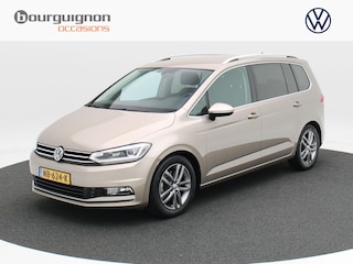 Volkswagen Touran 1.4 TSi 150 Pk Automaat Highline | Adaptive Cruise | Parkeersensoren | Elektrische Achterklep | Privacy Glass | LED | Keyless | Climate Control | Bluetooth | 17 Inch | 21.018 Km!!