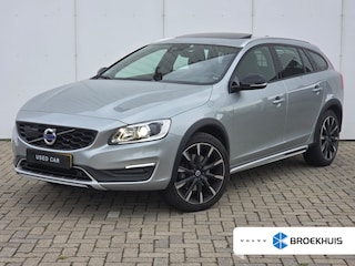Volvo V60 T5 Polar+ | Trekhaak | Pano | Stoelverwarming |