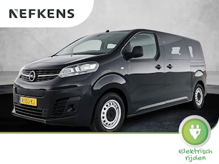 Opel Vivaro Combi EV L2H1 75 kWh 136 pk | Navigatie | Parkeersensoren Achter | Trekhaak | 2 Zitplaatsen Rechtsvoor | Airco | Cruise Control | DAB Ontvanger | Zijschuifdeur Link en Rechts | Buitenspiegels Elektrisch Verstel -en Verwarmbaar |