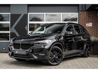 BMW X1 25e xDrive | Sportline | Stoelverwarming | HIFI | Ambiance verlichting | Head-up | 18' inch |