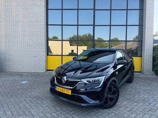 Renault Arkana Hybrid 145PK R.S. Line & wegklapbare trekhaak nog fabrieksgarantie