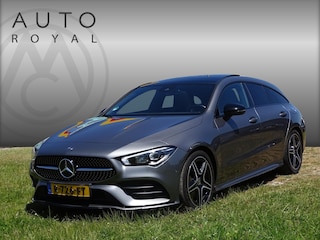 Mercedes-Benz CLA Shooting Brake Shooting Brake 200 Premium Plus AMG Mercedes-Benz CLA-Klasse Shooting Brake 200 Premium Plus AMG - Automaat, Panorama dak, Camera, Dode hoek detectie, Spoor assistent, Sfeer verlichting, 360 graden camera, Leder/alcantara Sport Interieur, Automatische Airco, Cruise Control, Parkeersensor