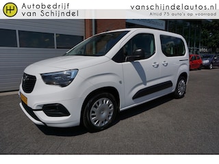 Opel Combo 1.2 Turbo L1H1 Edition 5 PERSOONS - PARKEERSENSOREN - NAVI - APPLE CARPLAY / ANDROID - AIRCO - CRUISE - RIJSTROOKSENSOR - PARKEERHULP - 2X SCHUIFDEUR - DAB+ - BLUETOOTH - AUT. VERLICHTING