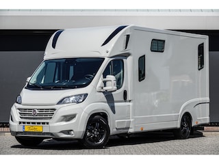 Fiat Ducato Horsetruck | Dubbele cabine 5-Persoons | 2-Paards | Theault | Trekhaak | Achteruitrijcamera | 16'' | Chalk Grey