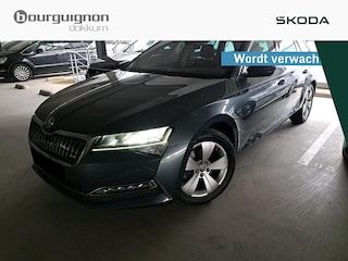 Skoda Superb Combi 1.4 TSI iV Business Edition | WORDT VERWACHT | Trekhaak | A.cam | Side assist |