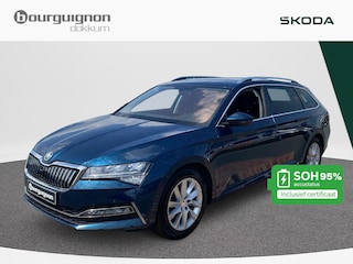 Skoda Superb Combi 1.4 TSI iV Business Edition | PHEV | 218 pk | Trekhaak | Cruise | A-Camera | DCC | SOH 95% |