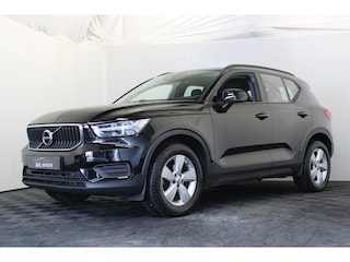 Volvo XC40 1.5 T2 Momentum Core |Camera|