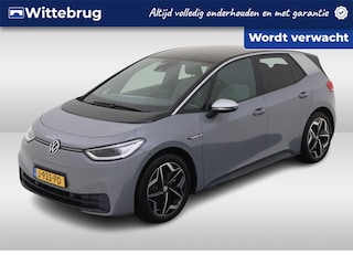 Volkswagen ID.3 First Plus 204pk 58 kWh / LED / Navigatie / Parkeersensoren / 19" LMV