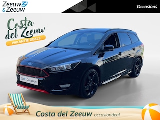 Ford Focus Wagon 1.5 Black Edition | Navigatie | Airco | Cruise Control | Elektrische ramen | Parkeersensoren Voor/Achter | Lichtmetalen velgen |
