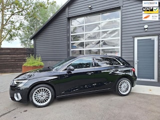 Audi A3 Sportback 30 TFSI Business edition 1e Eig. BTW-Auto ! Full-Map Navigatie, Full-Led, Climate-Control, Cruise-Control.