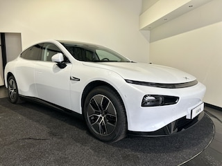 Xpeng P7 RWD Long Range 86 kWh | Nieuwprijs € 51.990,-  Uw voordeel € 5.040,- en direct rijden | 800 Volt dus supersnel laden! | V2L