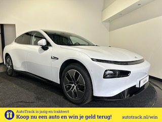 Xpeng P7 RWD Long Range 86 kWh | Nieuwprijs € 51.990,- Uw voordeel € 5.040,- en direct rijden | 800 Volt dus supersnel laden! | V2L
