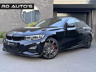 BMW 330i High Executive M Pakket Pano Sport Leder Sfeerverlichting