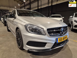 Mercedes-Benz A-klasse 180 Prestige - AMG Pakket - Xenon - LED - PDC - Clima - Stoelverwarming