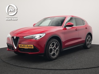 Alfa Romeo Stelvio 2.0 T AWD Super Q4 200pk Dealer O.H | Trekhaak Afn. | Lederen Sportstoelen Memory | Camera | 19"L.M | BLIS | bi Xenon | Stuurverwarming | El. Achterklep |