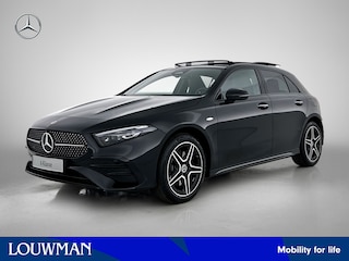 Mercedes-Benz A-klasse 250 e Business Solution AMG | Nightpakket | Parkeerpakket met achteruitrijcamera | KEYLESS GO | Sfeerverlichting | MULTIBEAM LED | Stoelverwarming voor | Spiegelpakket | Extra USB-poorten |